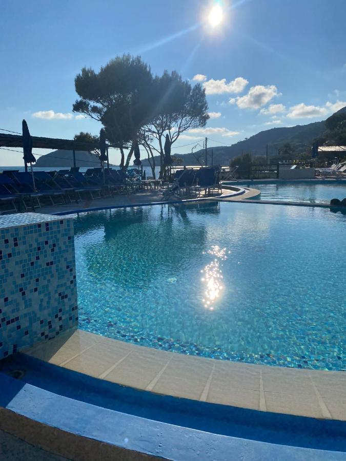 Terme Olympus Aparthotel Barano dʼIschia Buitenkant foto
